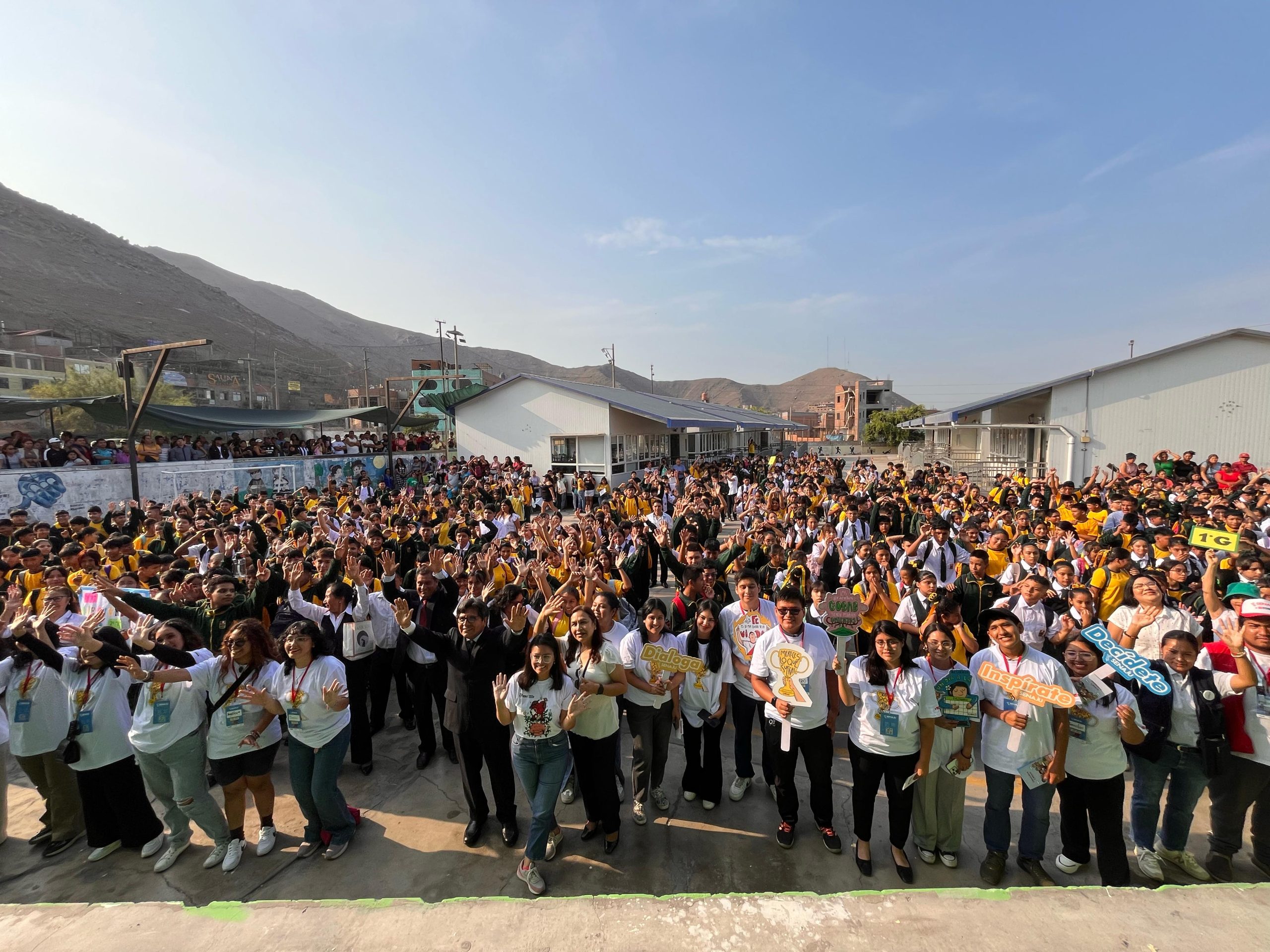 Voluntarios y organizaciones juveniles se suman a Senaju en el Buen Inicio Del Año Escolar 2025