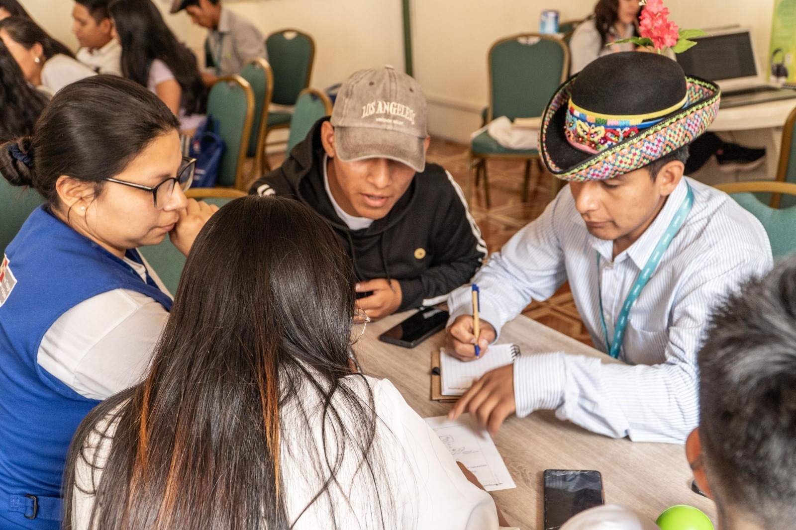 GORE Moquegua publica la primera Política Regional de Juventud en el Perú con asistencia de la Senaju