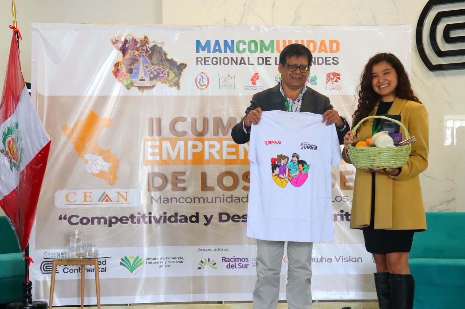 SENAJU participó en la II Cumbre de Emprendedores de los Andes que se realizó en la región ICA