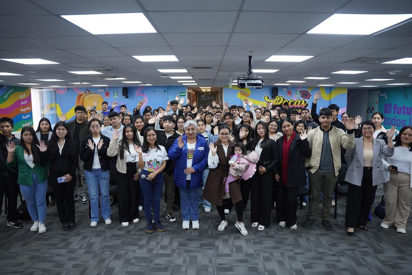 Becarios de PRONABEC participan en Programa A-Gente de Cambio impulsado por Ministerio de Educación a través de la Secretaría Nacional de la Juventud