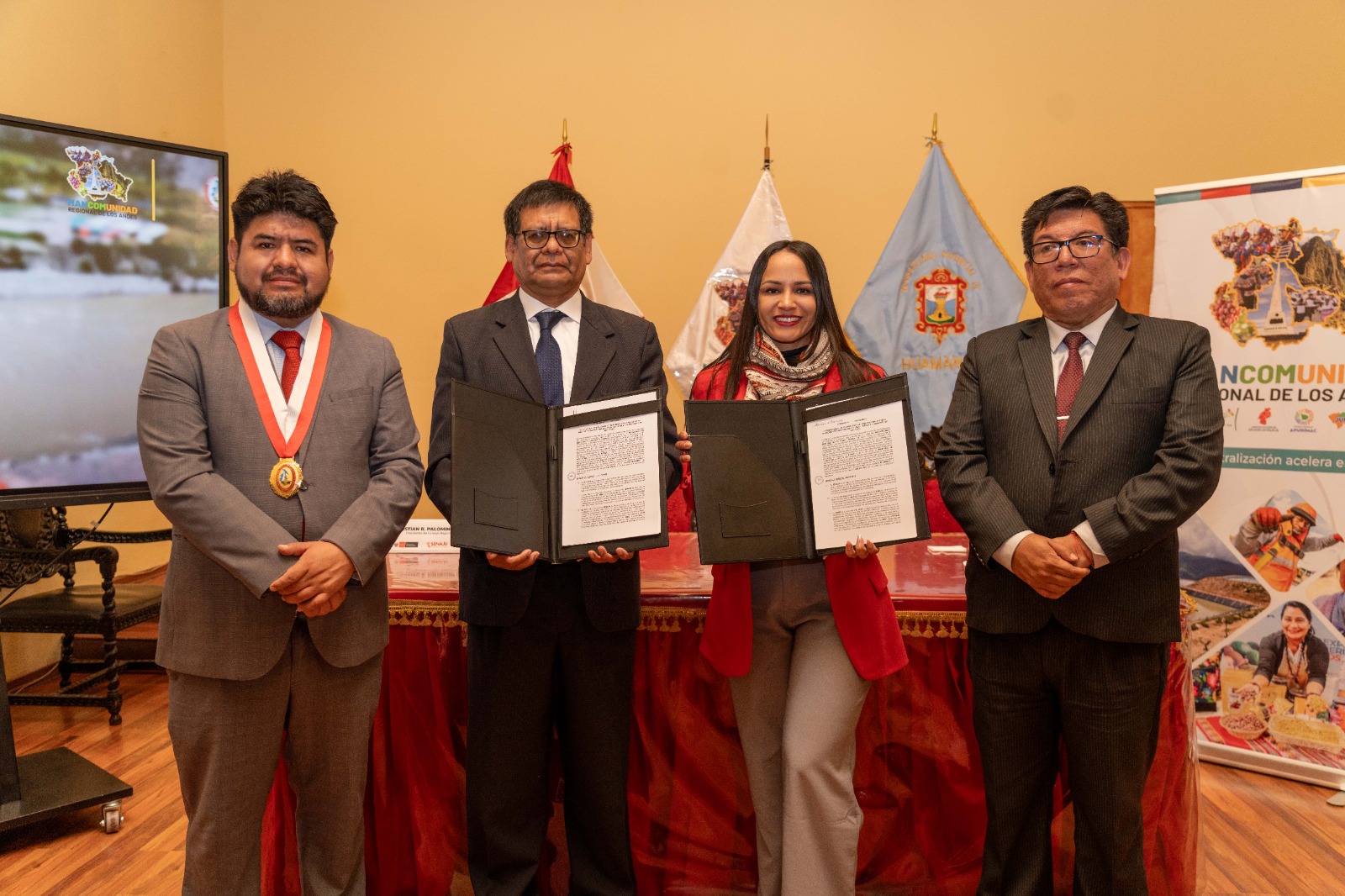 Senaju suscribió convenio con la Mancomunidad Regional de Los Andes para fortalecer el desarrollo de las juventudes andinas