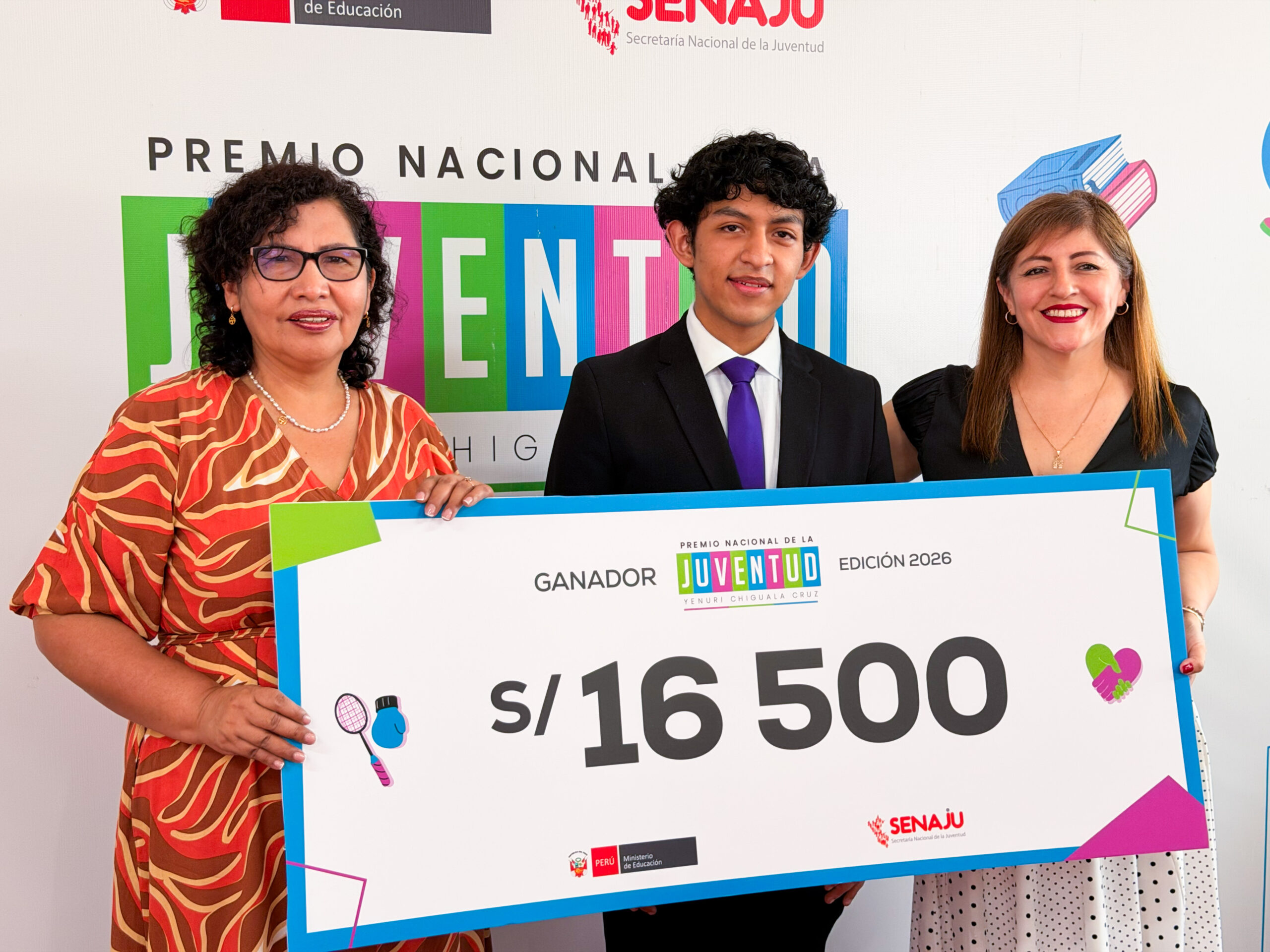Joven cusqueño de 19 años crea plataforma con IA para proteger a adultos mayores
